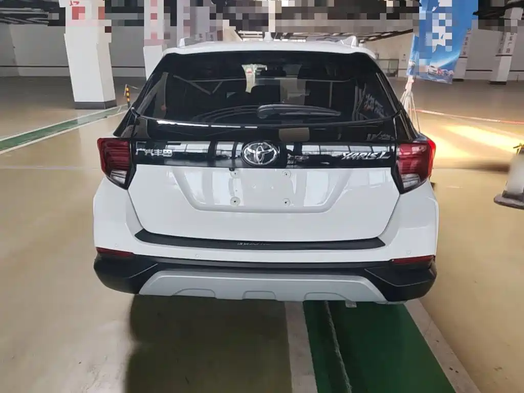 Toyota Yaris L 2020