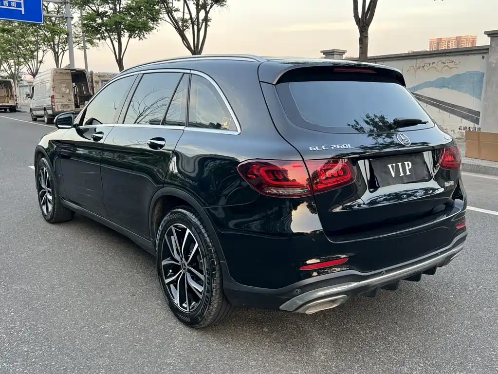 Mercedes-Benz GLC 2021 — фото 17