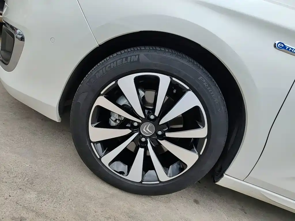 Citroen C4L 2017 — фото 25