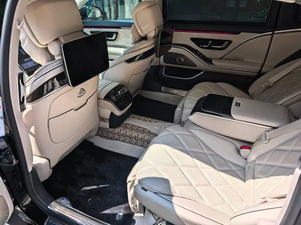 Mercedes-Benz Maybach S-Class 2026 — фото 8