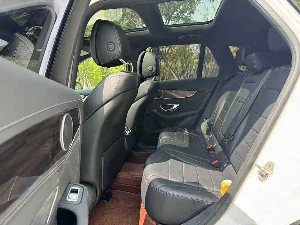 Mercedes-Benz GLC 2016