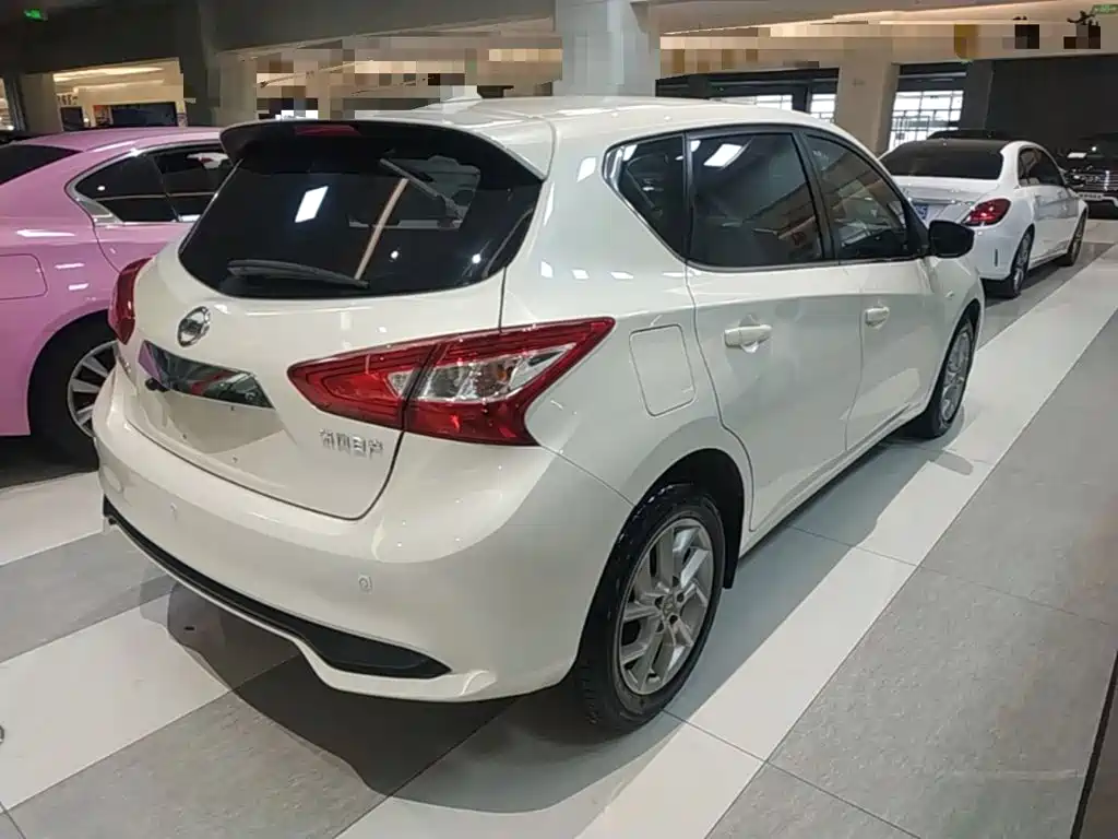 Nissan Tiida 2023