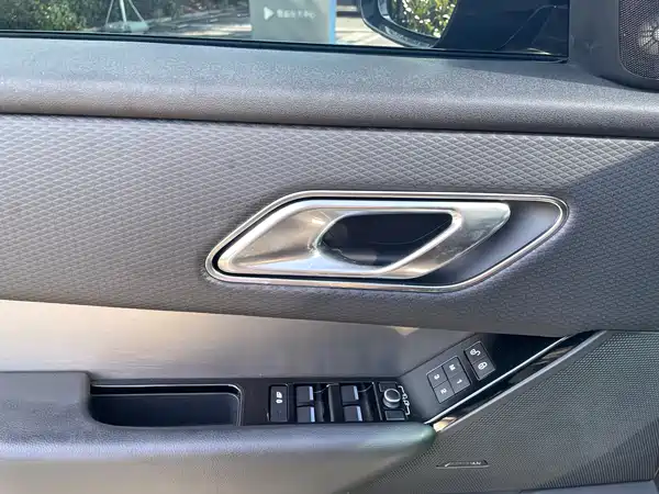 Land Rover Range Rover Velar 2018