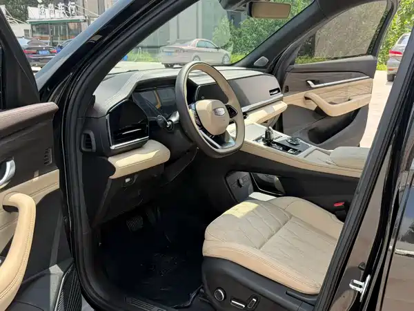 Geely Xingyue L 2024