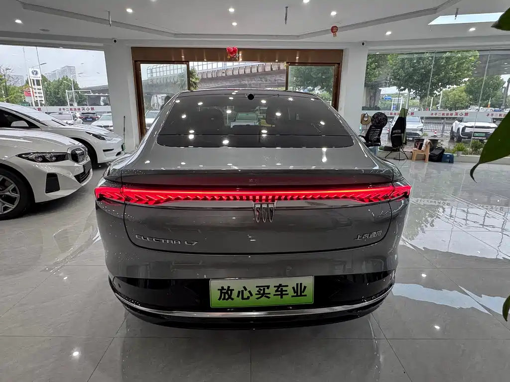 Buick Zhijing L7 2025 — фото 13