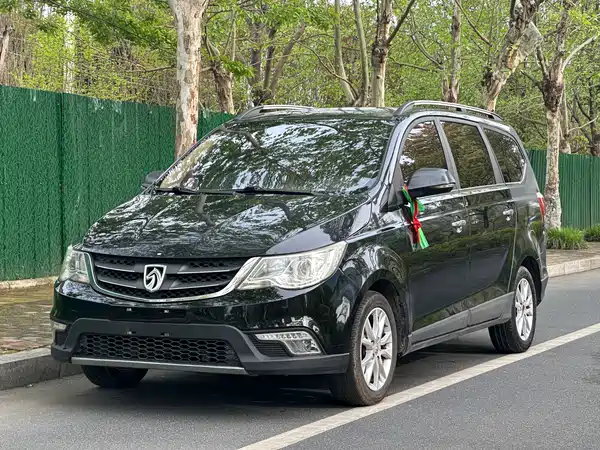 Baojun 730 2014