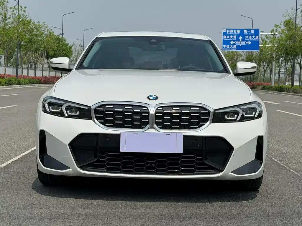 BMW 3 Series 2024