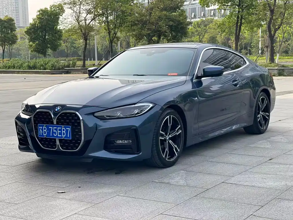 BMW 4 Series 2022 — фото 1