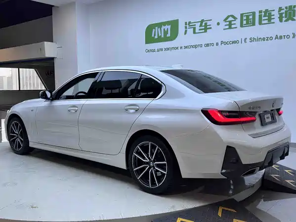 BMW 3 Series 2023