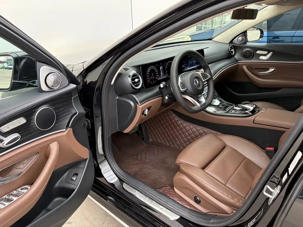 Mercedes-Benz E-Class 2018 — фото 7