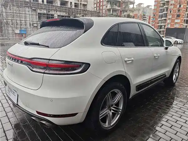 Porsche Macan 2020