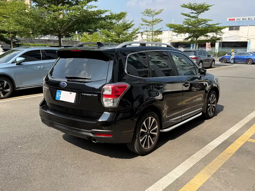 Subaru Forester 2016
