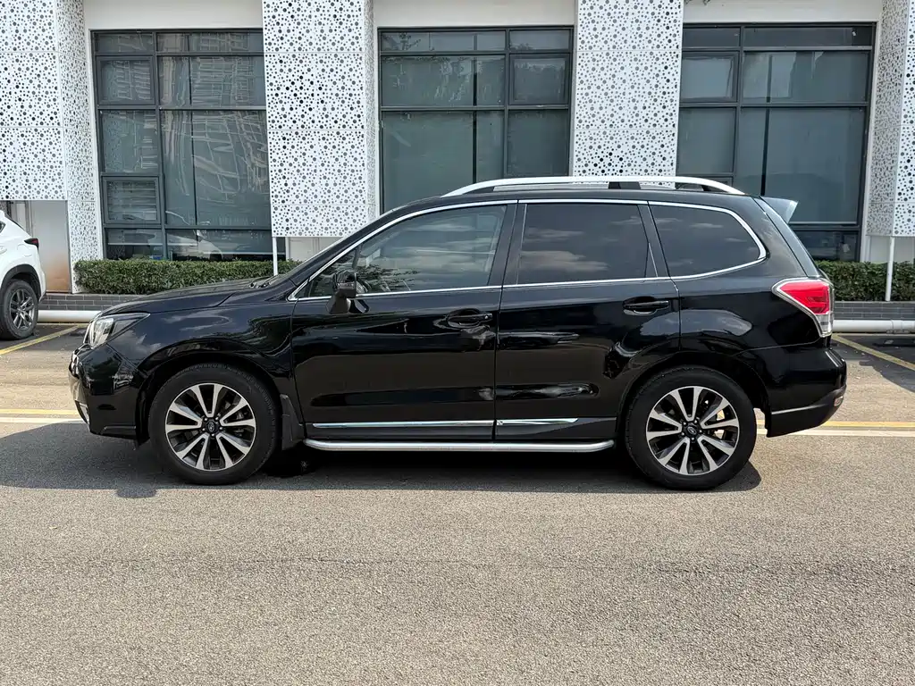 Subaru Forester 2016