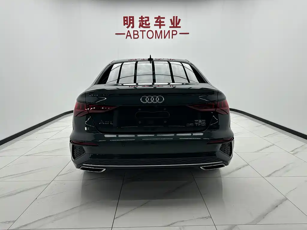Audi A3 2023 — фото 10