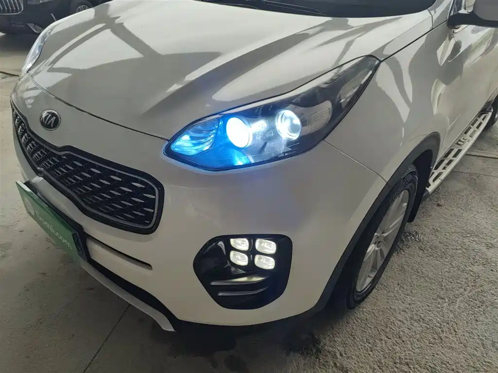 Kia KX5 2017 — фото 24