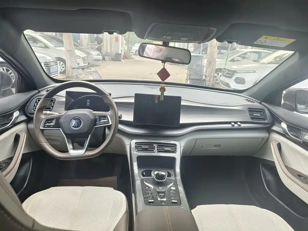 BYD Qin PLUS 2023 — фото 7