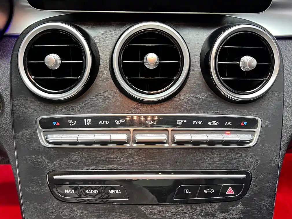 Mercedes-Benz C-Class 2019 — фото 9