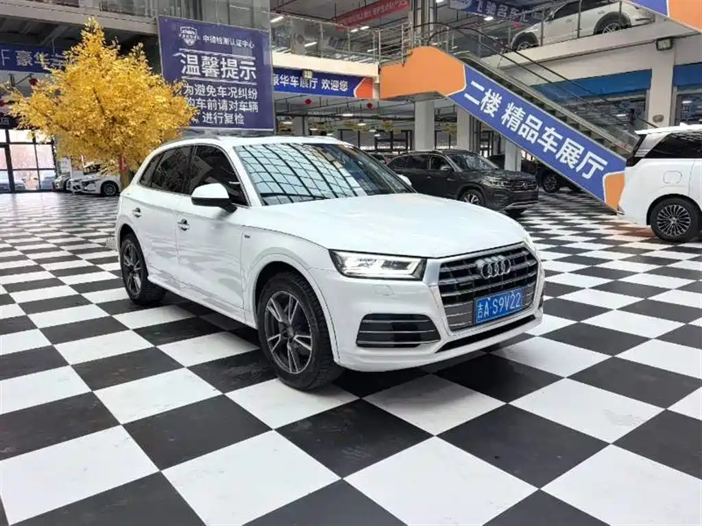 Audi Q5L 2019 — фото 3