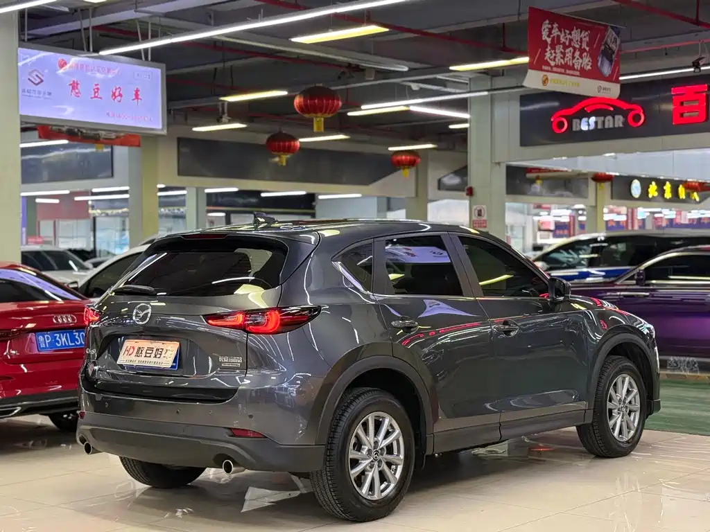 Mazda CX-5 2025