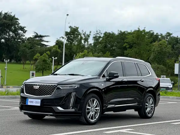 Cadillac XT6 2021