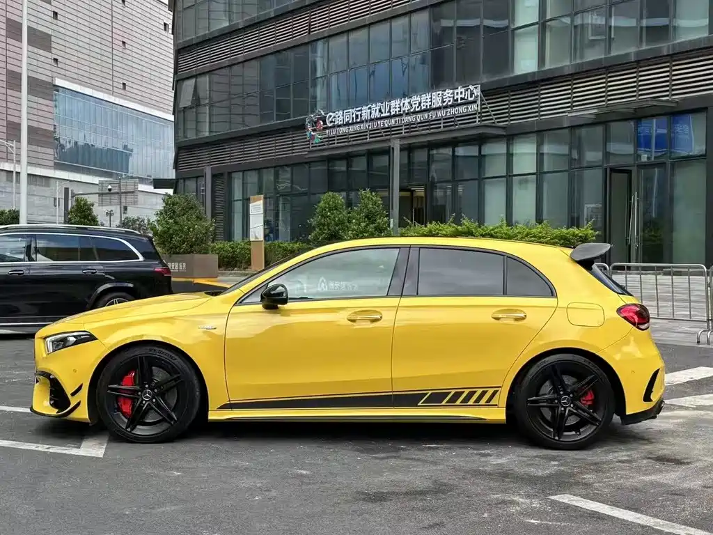 Mercedes-Benz A-Class AMG 2021