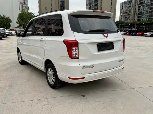 Wuling Hongguang 2022