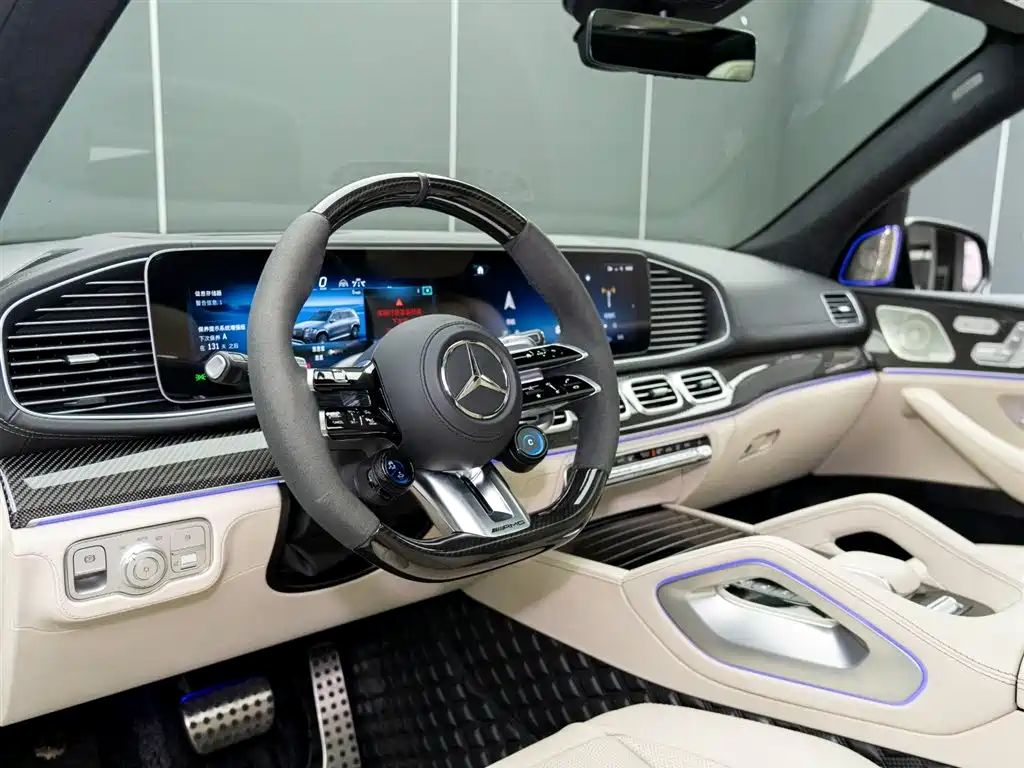 Mercedes-Benz GLS AMG 2025 — фото 9