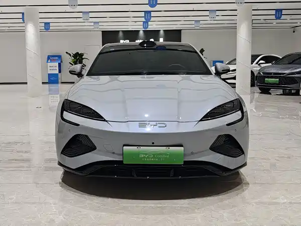 BYD Seal 2025