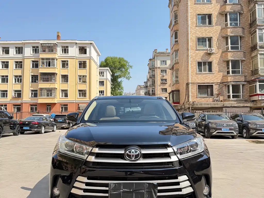 Toyota Highlander 2015 — фото 2