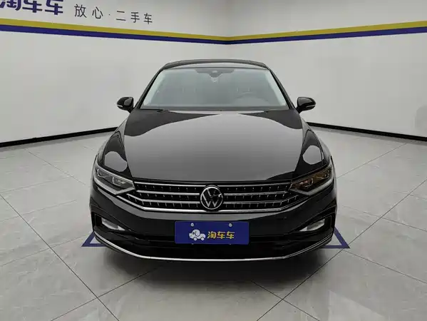 Volkswagen Magotan 2024