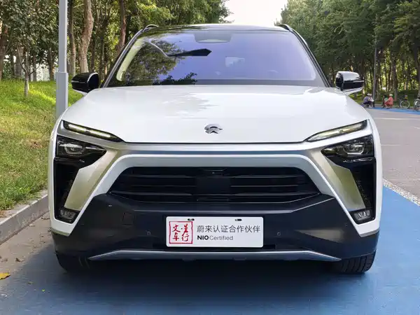 NIO ES8 2020