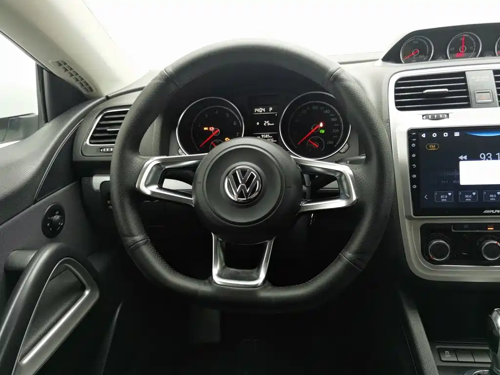 Volkswagen Scirocco 2014 — фото 11