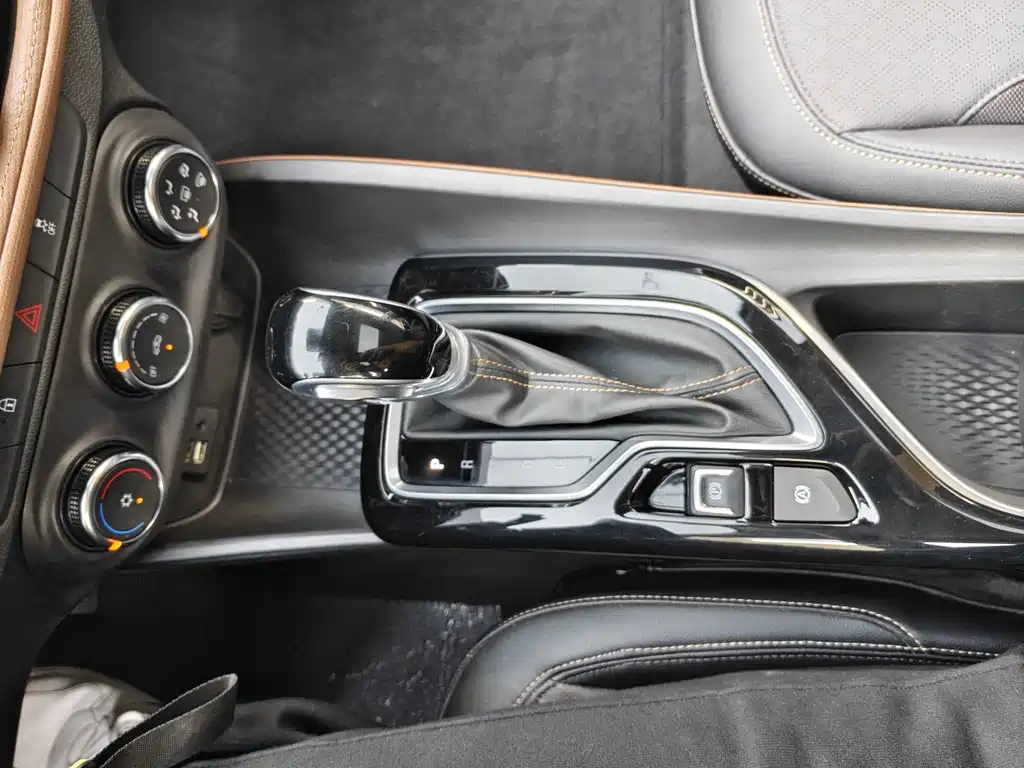 Buick Verano 2022 — фото 10