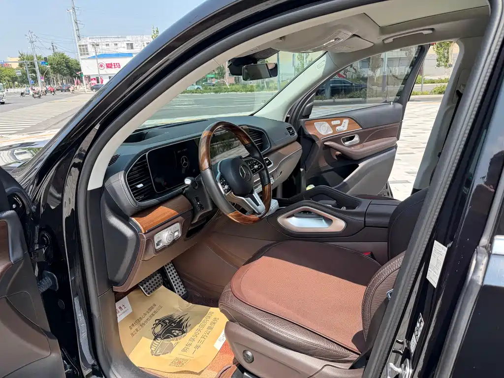 Mercedes-Benz GLS 2022