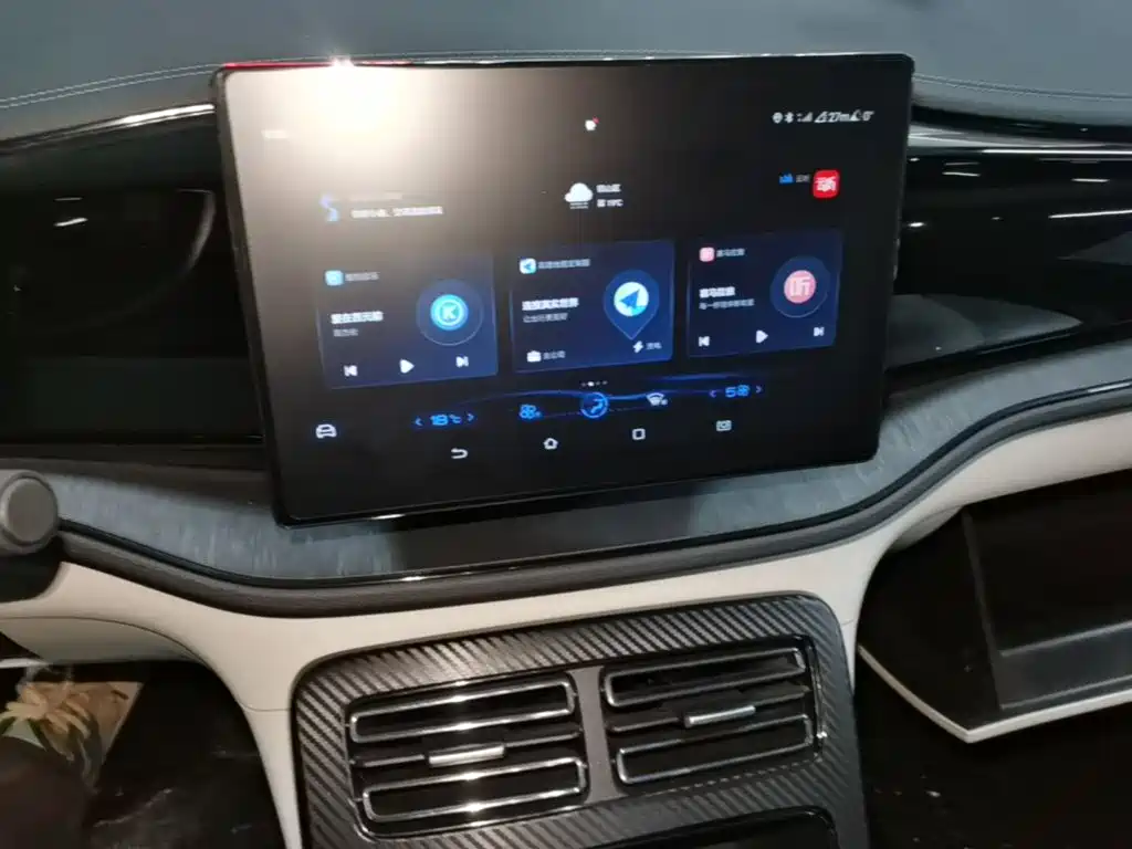 BYD Qin PLUS 2025 — фото 13