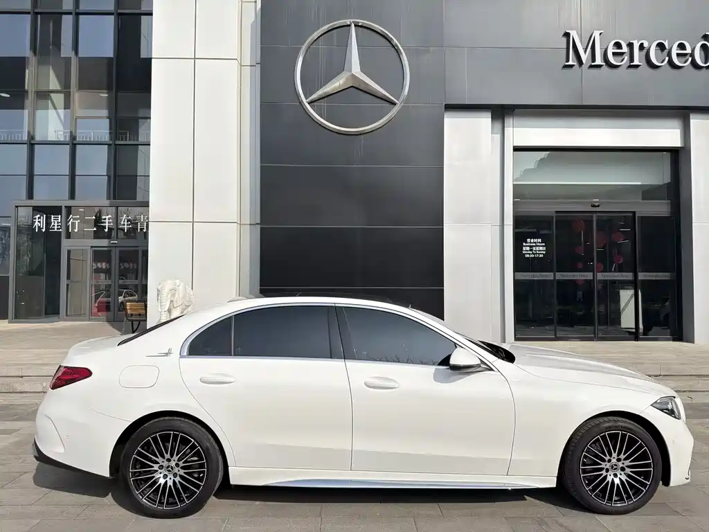 Mercedes-Benz C-Class 2022 — фото 6