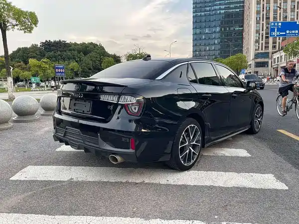 Lynk & Co 03 2019