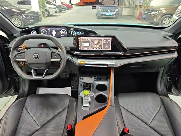 Changan UNI-V 2023