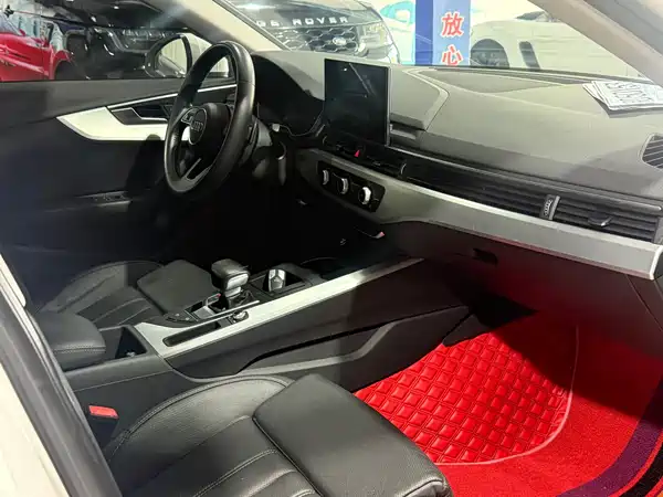 Audi A4L 2021