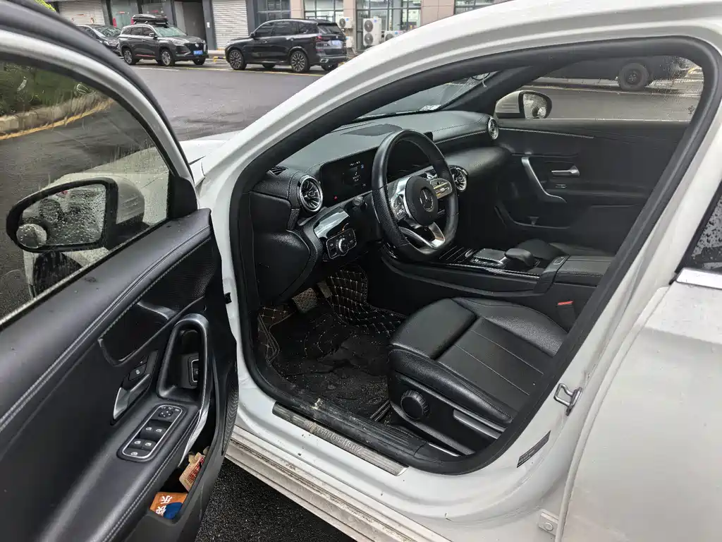 Mercedes-Benz A-Class 2022