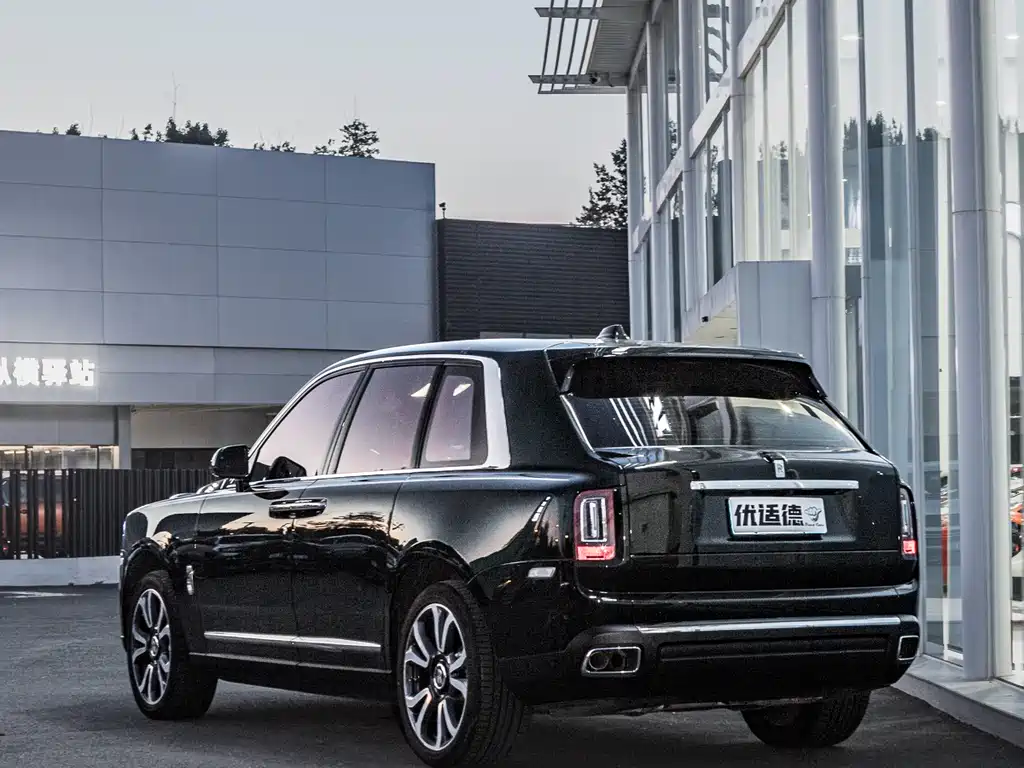 Rolls-Royce Cullinan 2020 — фото 3