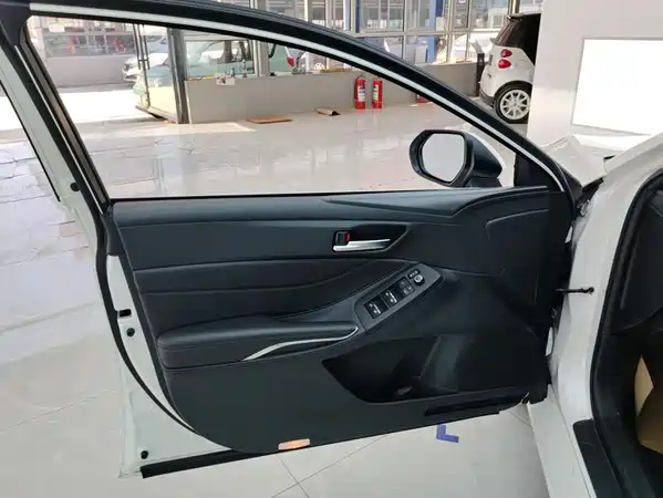 Toyota Avalon 2021