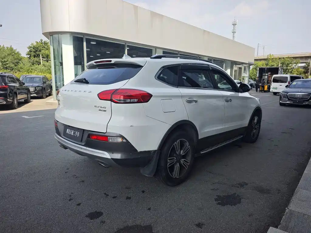 Leopaard CS10 2016