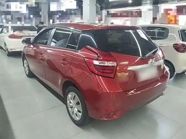 Toyota Yaris L 2020