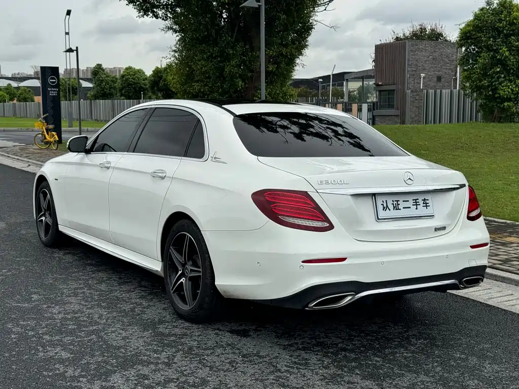 Mercedes-Benz E-Class 2020