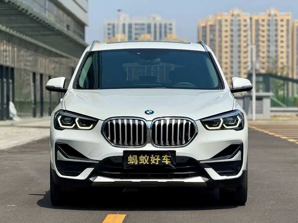 BMW X1 2021 — фото 2