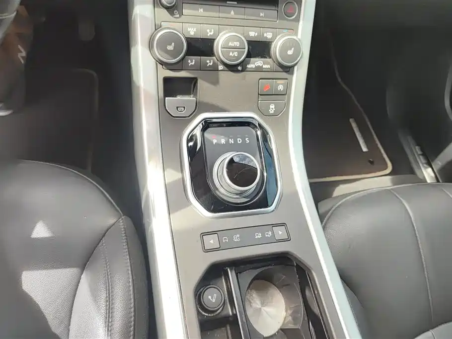 Land Rover Evoque 2016 — фото 16