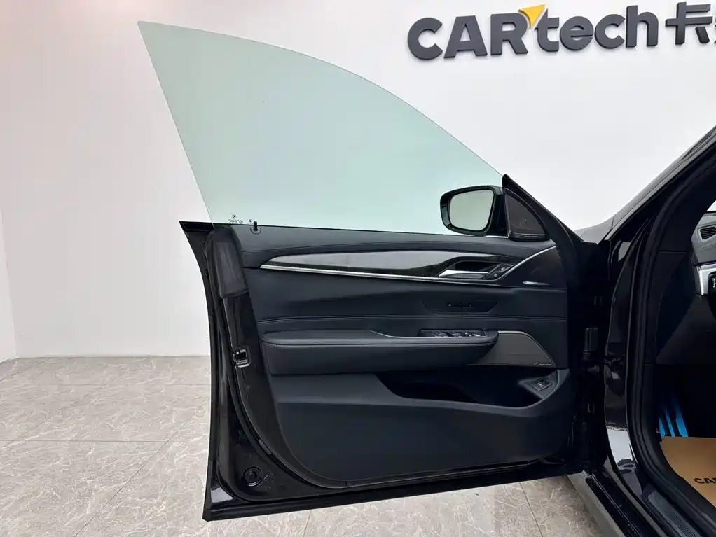 BMW 6 Series GT 2023 — фото 15