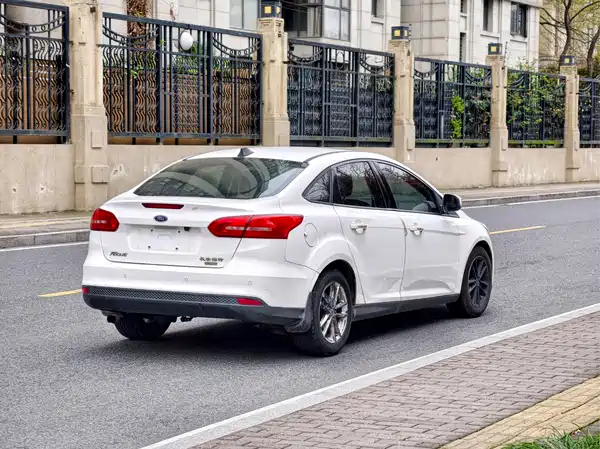 Ford Focus 2015