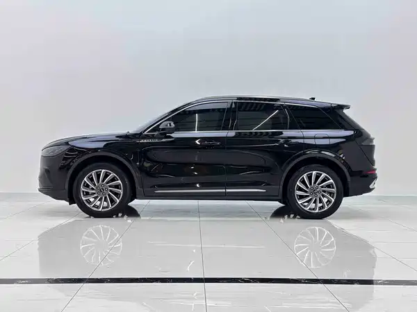 Lincoln Corsair 2023